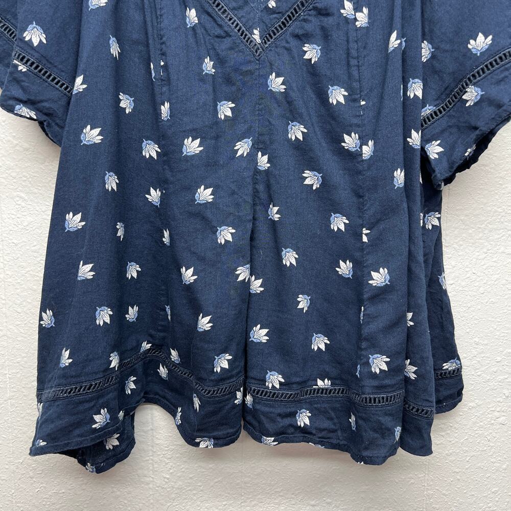 Old Navy Floral Top Women XXL Lightweight Flutter Sleeve Dark Fairy Boho Relaxed - Picture 4 of 12